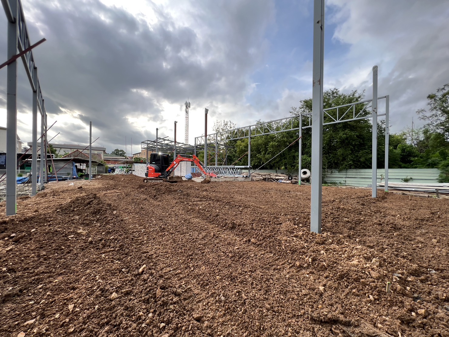 32 - https://sorphanlarnbackhoe.com | บริษัท ส.พันล้าน การโยธาและ ขนส่ง จำกัด - ให้เช่ารถแบคโฮ PC30 - PC120 รถบด 4 -10 ตัน  รถแทรกเตอร์ รถดั้มพ์ 3 คิว 5 คิว รายวัน/รายเดือน